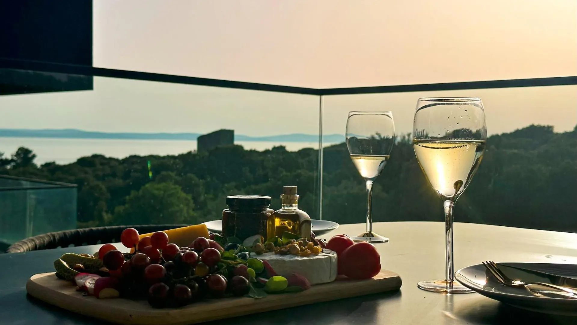 아파트 Penthouse Amethyst With Rooftop Pool Kožino